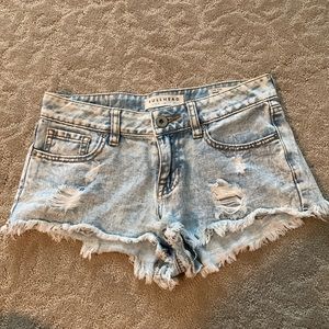 PACSUN- Low Rise Denim Shorts